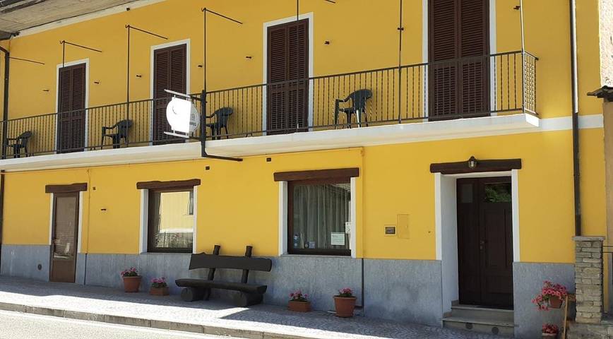 Maison d’hôte pour 4 personnes, avec balcon et vue