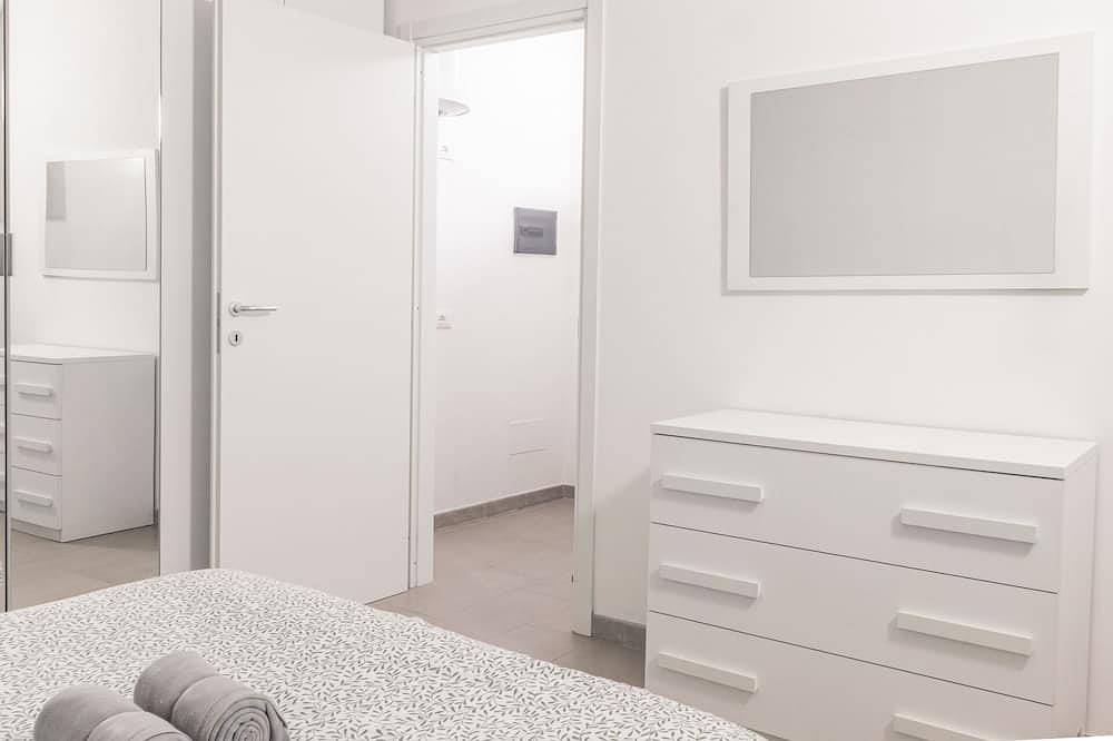 Entire apartment, Comfortable Apartment, for any kind of traveler strategic location in Varese, Varese Province