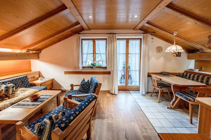 Ferienwohnung für 2 Personen, mit Balkon und Ausblick im Mittenwald - 4