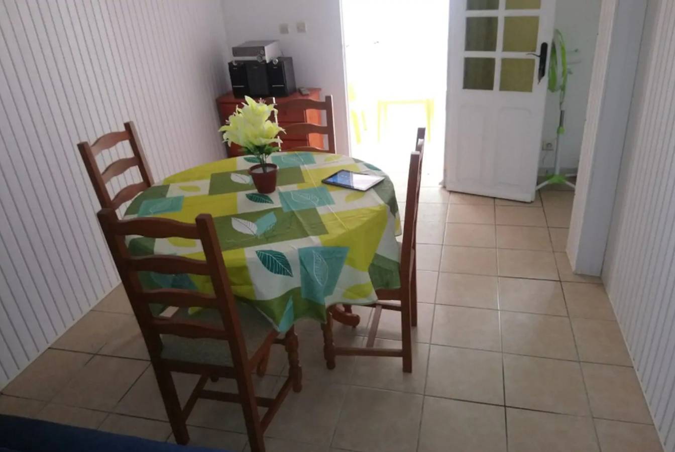 Ganze Wohnung, Appartement confortable Sainte-Marie 70 m² klim in Sainte-Marie, Martinique