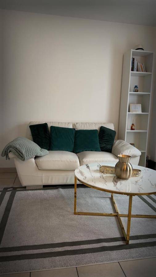 Gîte pour 2 personnes, avec vue et terrasse, animaux acceptés à Les Pavillons-sous-Bois - 2