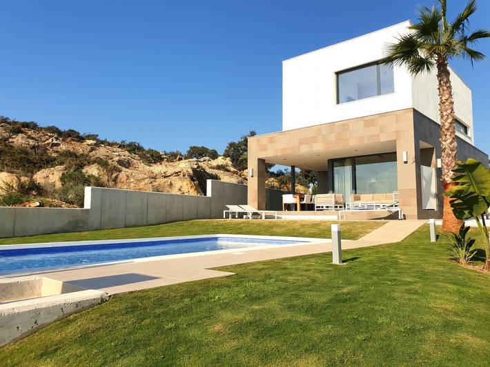 Chalet para 8 personas, con Terraza además de Jardín y Piscina en Costa del Sol Occidental - 2
