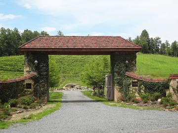Log Cabin for 2 Guests in North Carolina, USA, Picture 4