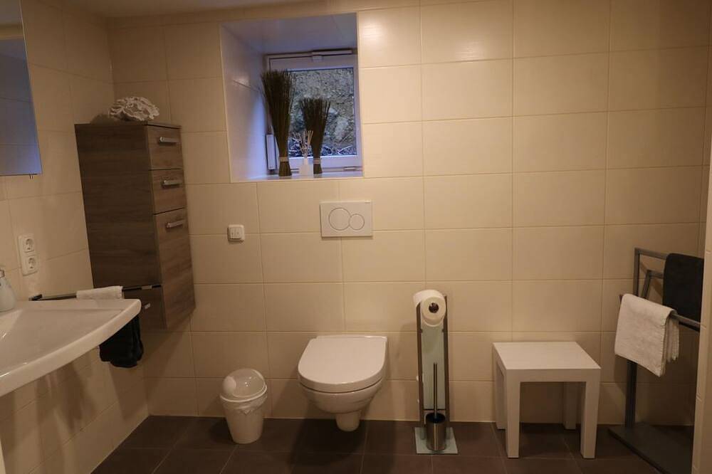 Ferienwohnung Am Pfaffenderbach - 5-bett-ferienwohnung, Dusche/wc, 2 Schlafräume, foto 8