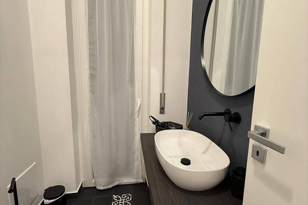 Panta Rei Charming Rooms and Spa Era room with private spa for exclusive use. in Taranto, Gulf of Taranto