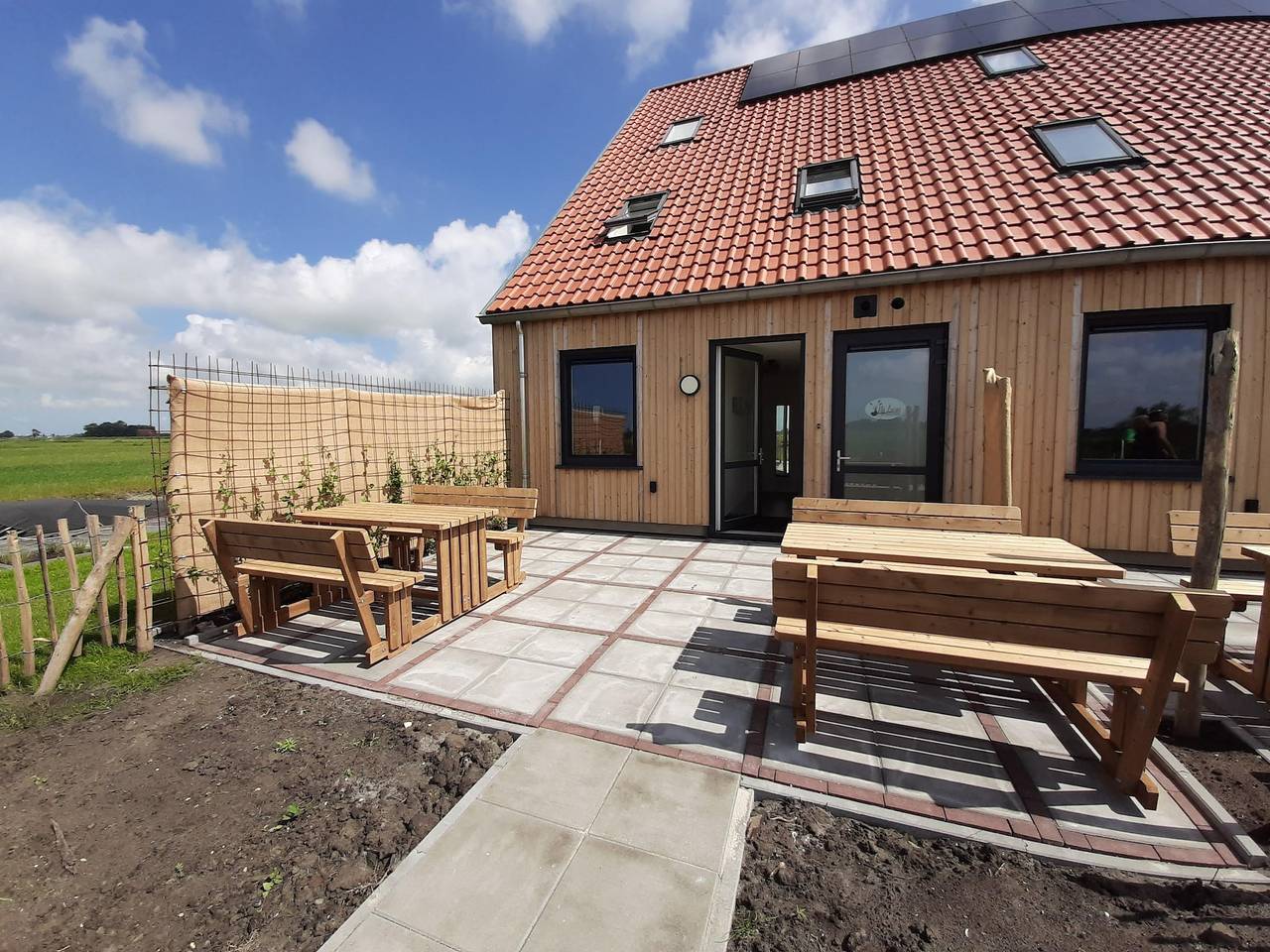 Gartenparadies in Friesisch in Littenseradiel, Niederländische Nordsee