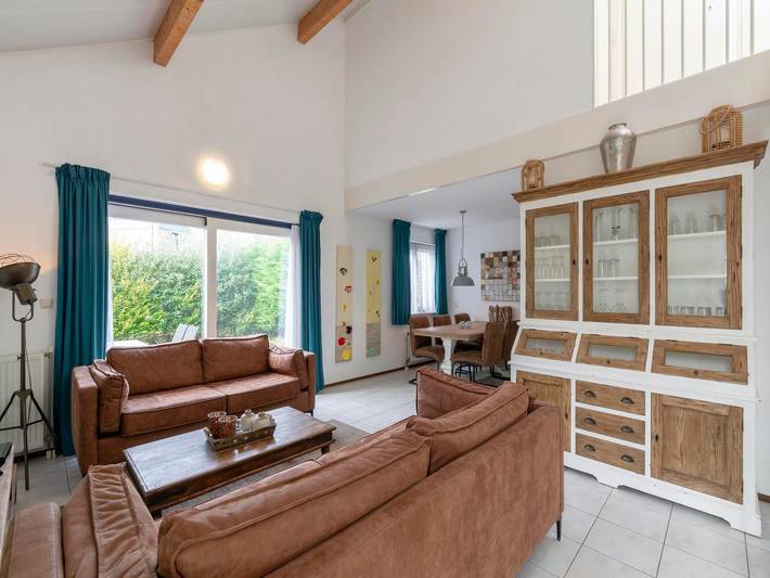 Ferienhaus für 6 Personen, mit Terrasse und Garten sowie Pool in Julianadorp - 3