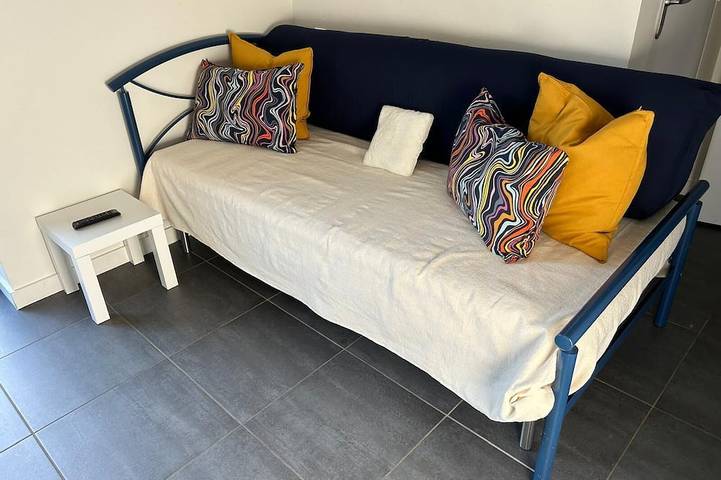 Entire apartment, Studio 0J in Châtel-Guyon, Volcans d'Auvergne Regional Nature Park