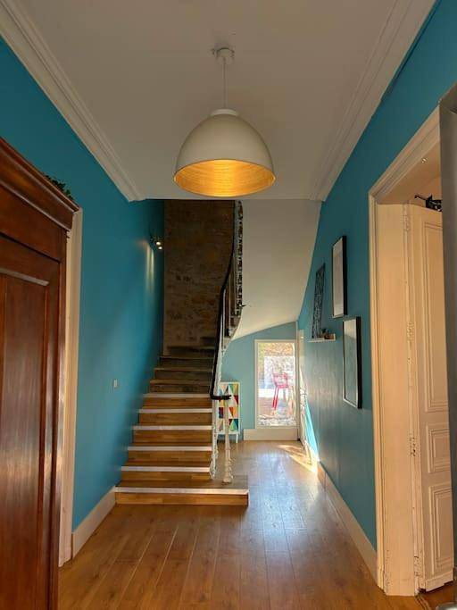 Location de vacances pour 9 personnes, avec terrasse ainsi que jardin et piscine à Névian - 2