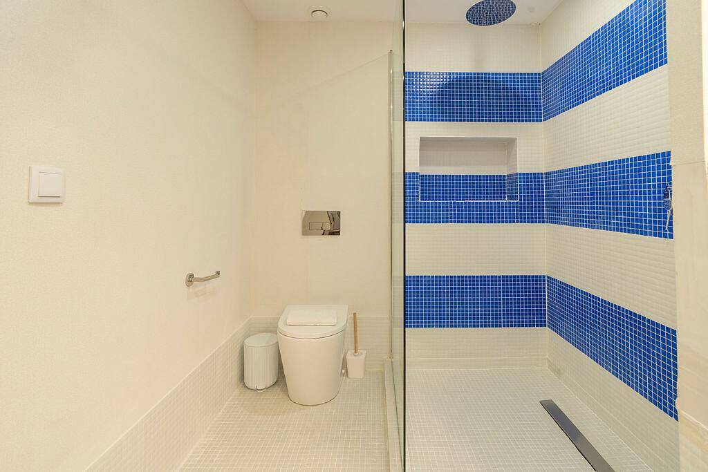 Cabanyal Rooms by Vlc Host 7 in Valencia, Costa de Valencia
