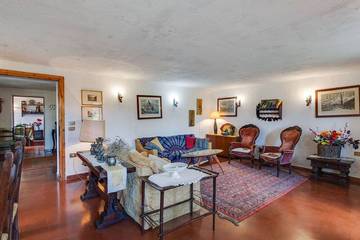 Gîte pour 10 personnes, avec jardin, animaux acceptés dans Dolomites