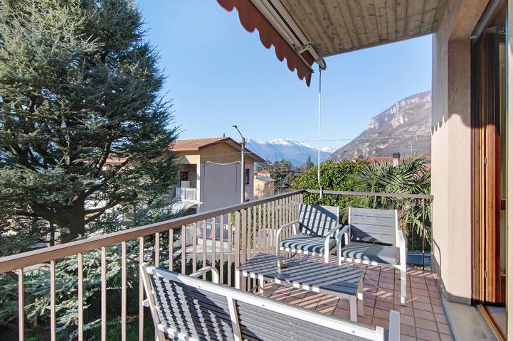 Location de vacances pour 7 personnes, avec Balcon et Vue sur le lac à Lierna - 2