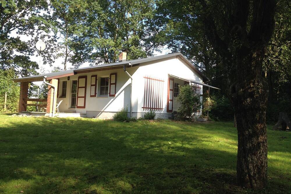 Abgeschiedener Bungalow am Thursee – Natur, Sternenhimmel & Privatsphäre in Pampow (Mecklenburg-Vorpommern), Blankensee