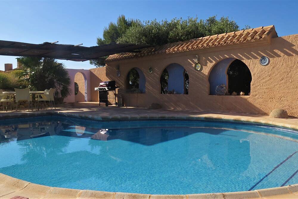 Fantastic accommodation with space to have fun in Cortijo Cabrera, Turre