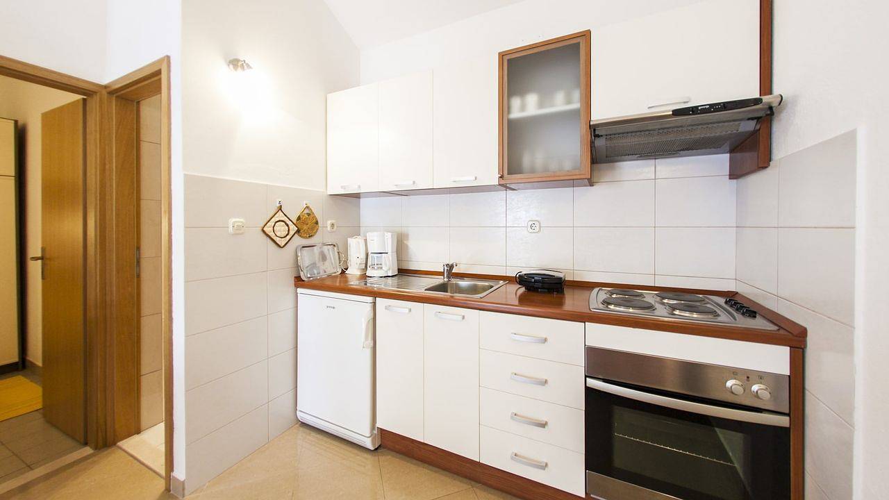 Ganze Ferienwohnung, Ferienwohnung für 3 Personen (35 m²) in Bol in Bol, Brac