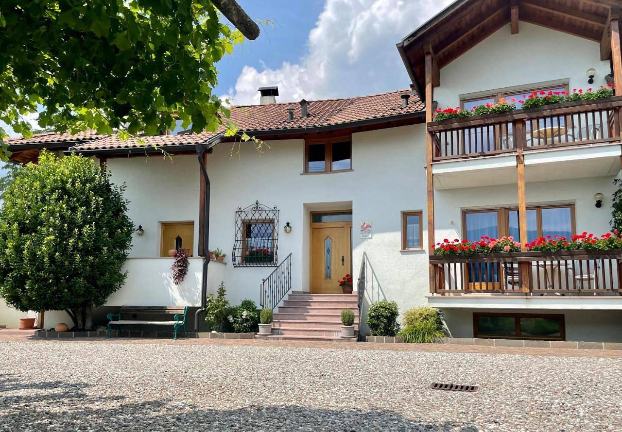Ganze Wohnung, One-Bedroom Apartment in Girlan, Eppan an der Weinstraße