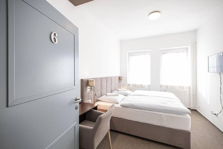 Hotel für 4 Personen, mit Terrasse und Garten in Budweis