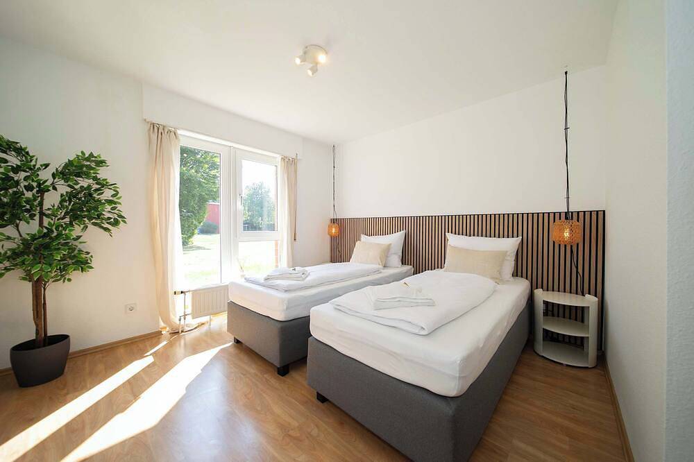 Entire apartment, Favorite Stays: Suite w/ terrace | kitchen | Messe in Neuss, Rhein-Kreis Neuss