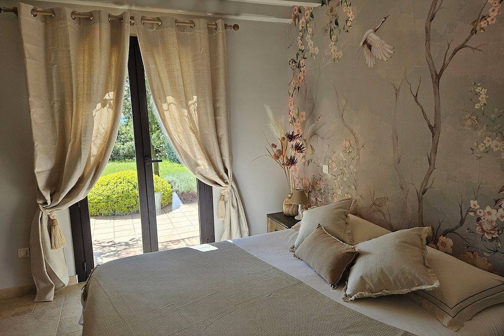 Magnifique Villa Avec Piscine au Calme en Provence à Beaumes-de-venise ! in Beaumes-de-Venise, Vaucluse