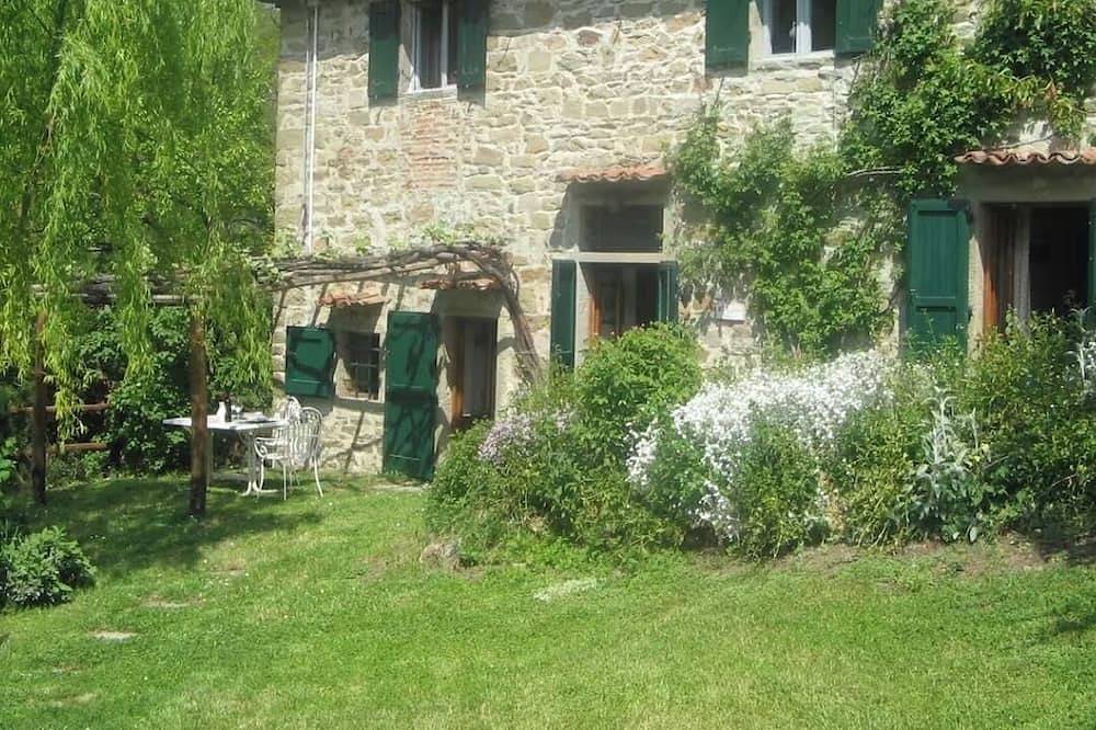 Poggiornino, romantic cottage with pool near Florence in Londa, Firenze province