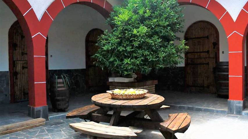 Chalet para 11 personas, con jacuzzi además de piscina y jardín, Se admiten mascotas en Provincia de La Coruña - 4