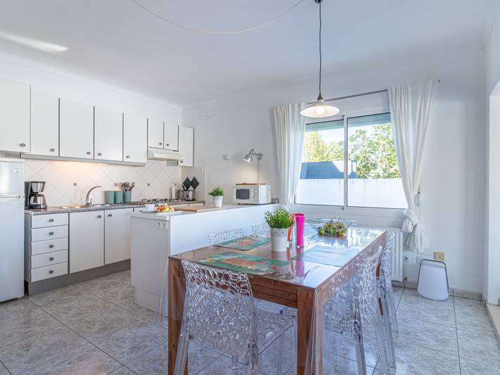 Ferienhaus für 6 Personen, mit Garten und Balkon sowie Pool in Empuriabrava - 4