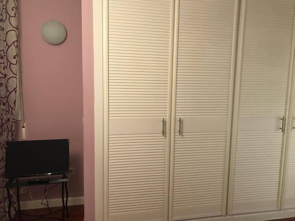 Family Room with Private Bathroom in Madrid, Madrid Province