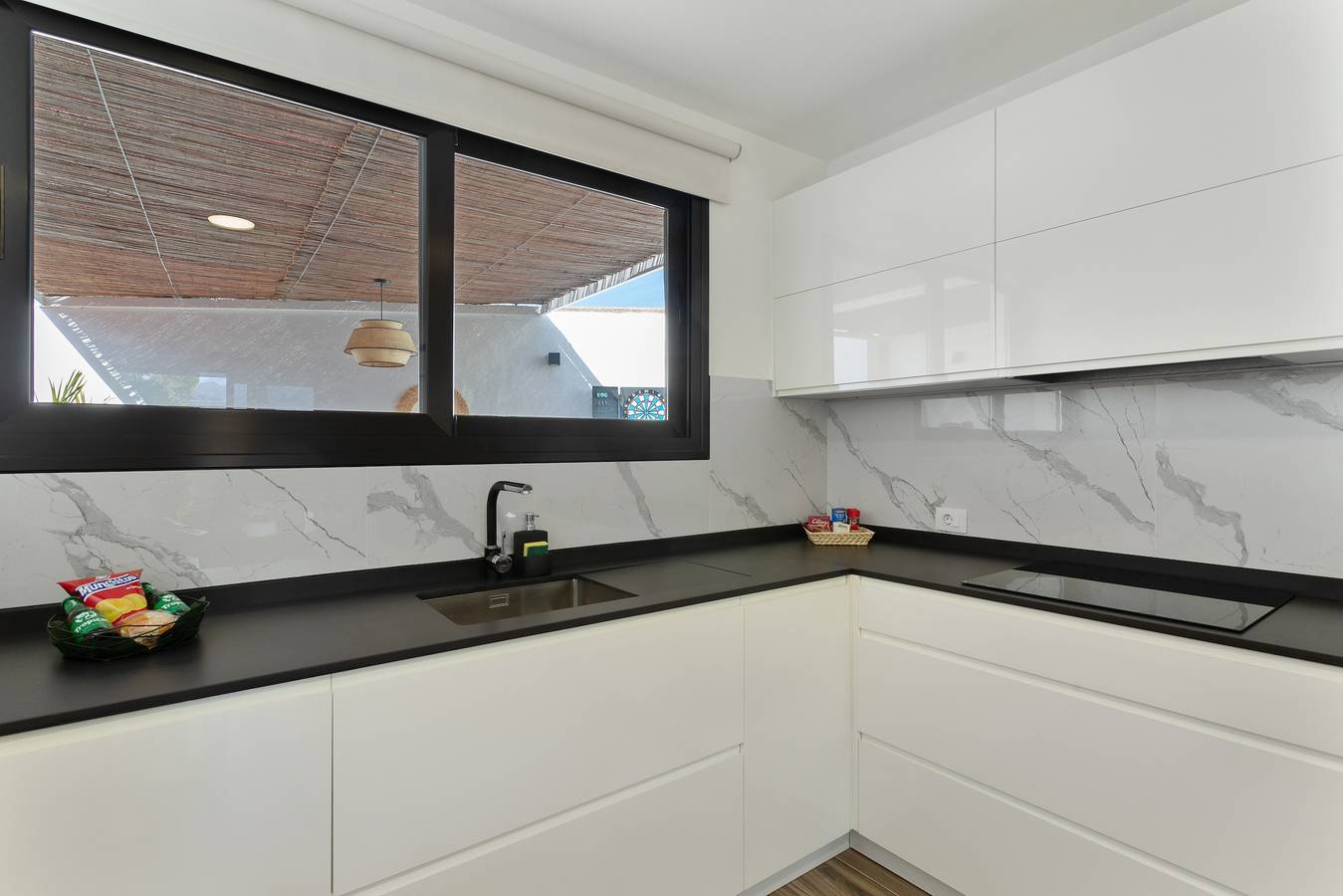 Vakantiehuis 'Rincón De La Fontana' met Uitzicht op de Bergen, Wifi en Airconditioning, foto 9