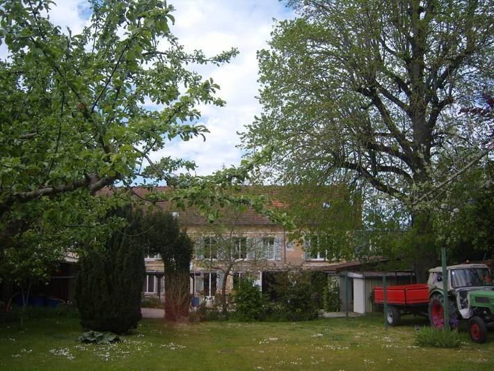 Gîte pour 3 personnes, avec jardin et vue à Fère-en-Tardenois