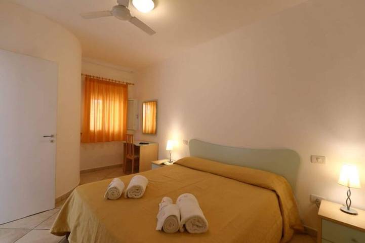 Appartement entier, Studio pour couples avec piscine à Capo Vaticano in Faro Capo Vaticano, Ricadi (municipality)