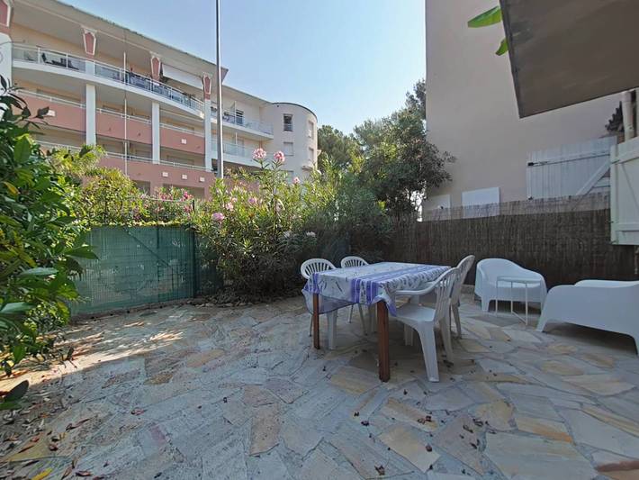 Location de vacances pour 4 personnes, avec terrasse à Giens