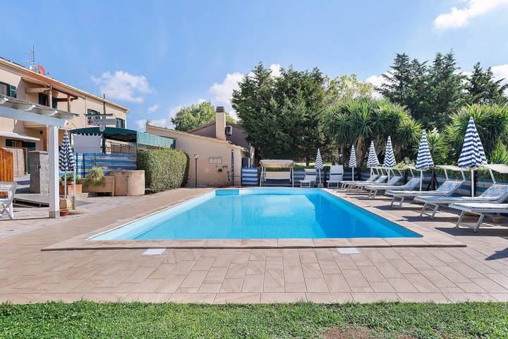 Room 'Agriturismo Case Nuove - Camera Ste' with Shared Pool, Wi-Fi and Air Conditioning in Castellina Marittima, Etruscan Coast