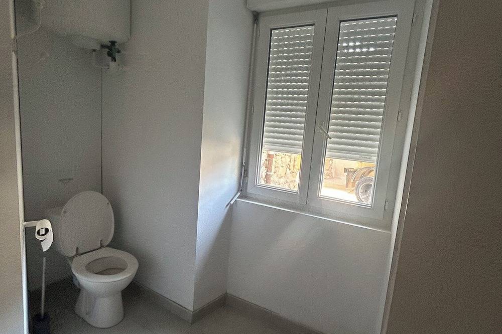 Appartement entier, Appartement rez de jardin dans ferme in Beauregard-Baret, Région de Valence