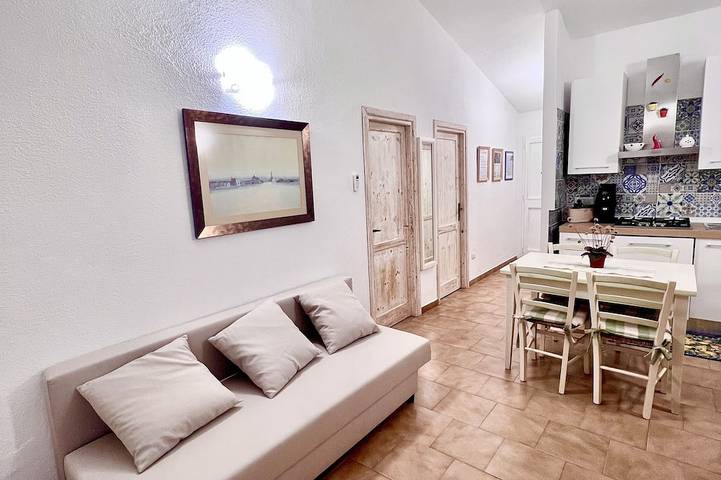 Ferienwohnung für 5 Personen, mit Balkon in Porto Pollo