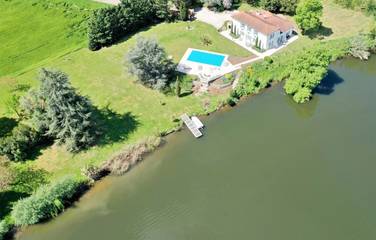 Chambre d’hôte pour 2 personnes, avec vue et sauna ainsi que piscine et jardin à Le Temple-sur-Lot