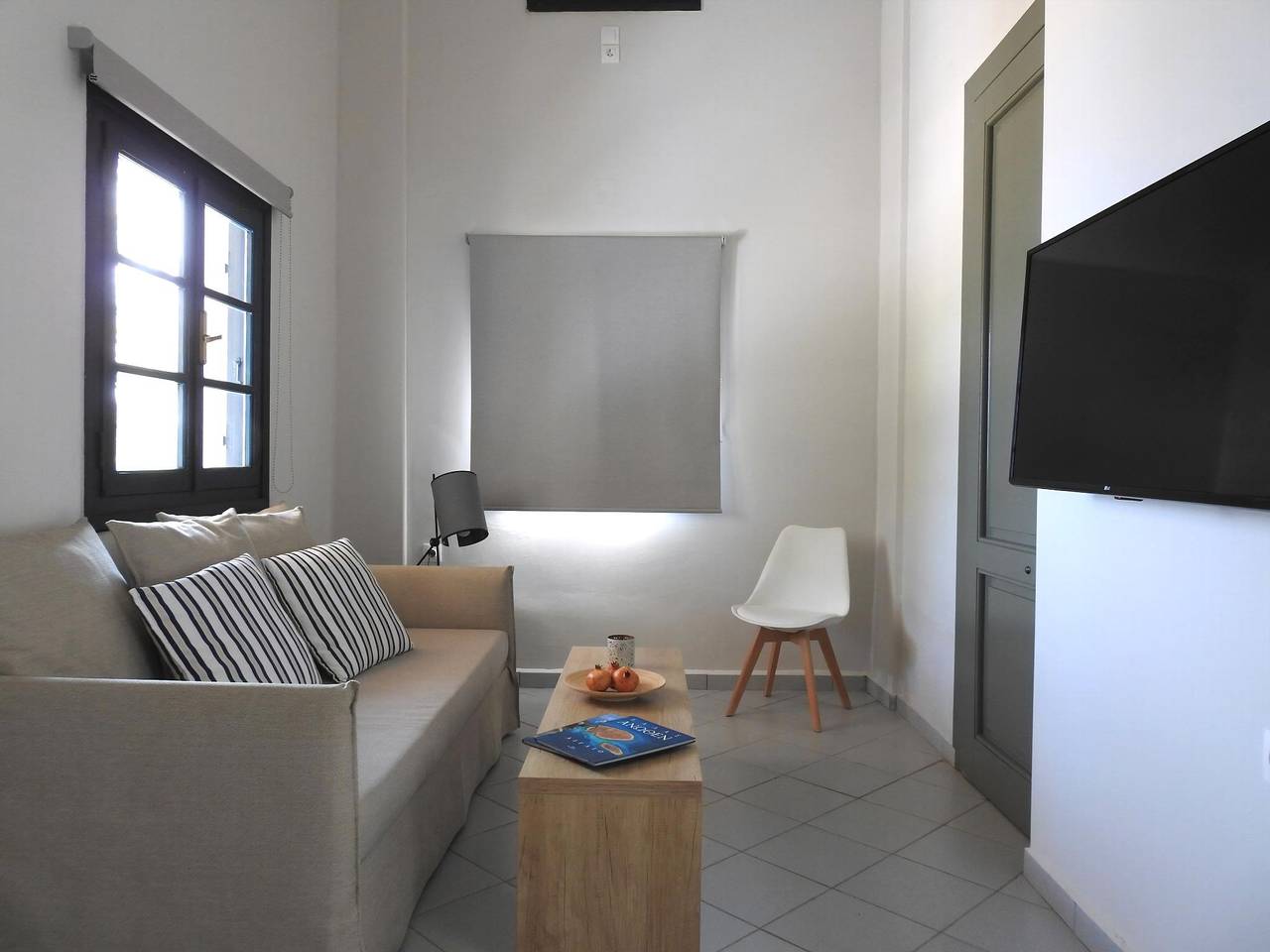 Delightful Crete Villa | Executive Villa with Sea View | 1 Bedroom | Amazing Sea & Mountainous Views | Stalis in Stalida, Iraklio-Heraklio region