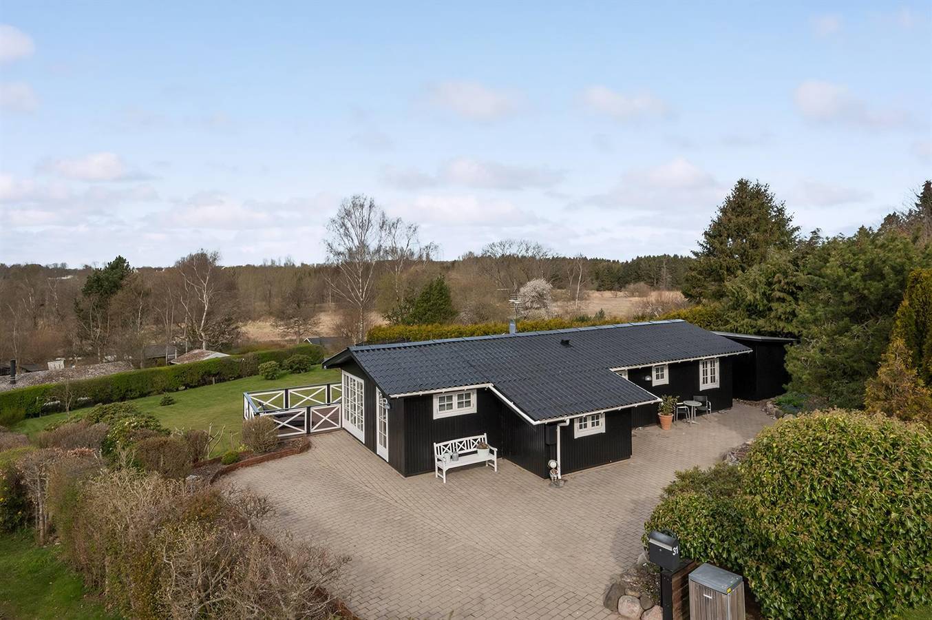 Home in Dronningmølle with Wifi in Dronningmølle, Kattegat Küste