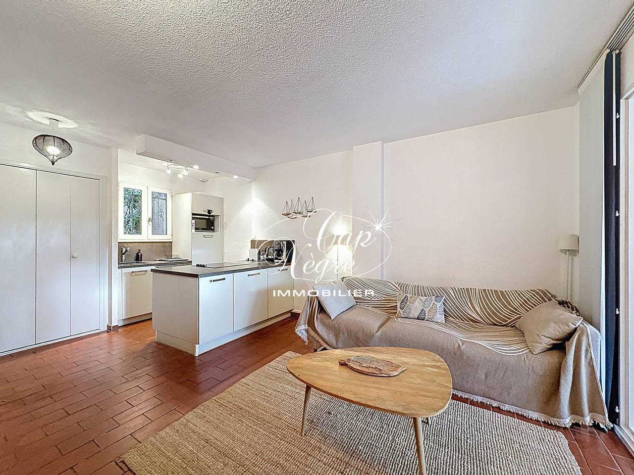Appartement entier, Mazet T3 duplex pour 4 pers avec terrasse, résidence avec piscine à Pramousquier in Le Lavandou, Côte méditerranéenne (France)