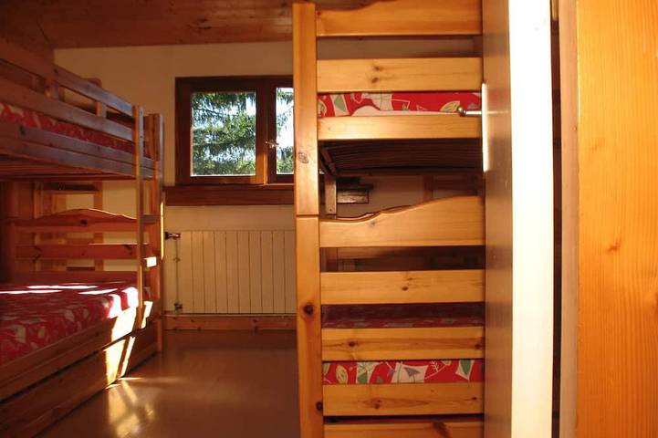 Chalet pour 12 personnes, avec jardin et balcon à Les Rousses - 2