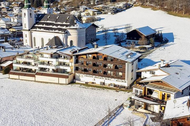 Hütte für 2 Personen, mit Balkon, mit Haustier in Brixen im Thale