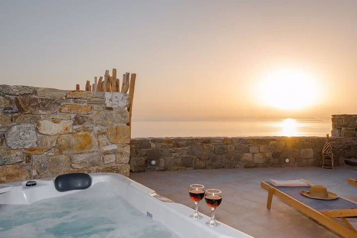 Ferienwohnung für 2 Personen, mit Balkon/Terrasse und Whirlpool in Griechenland - 2