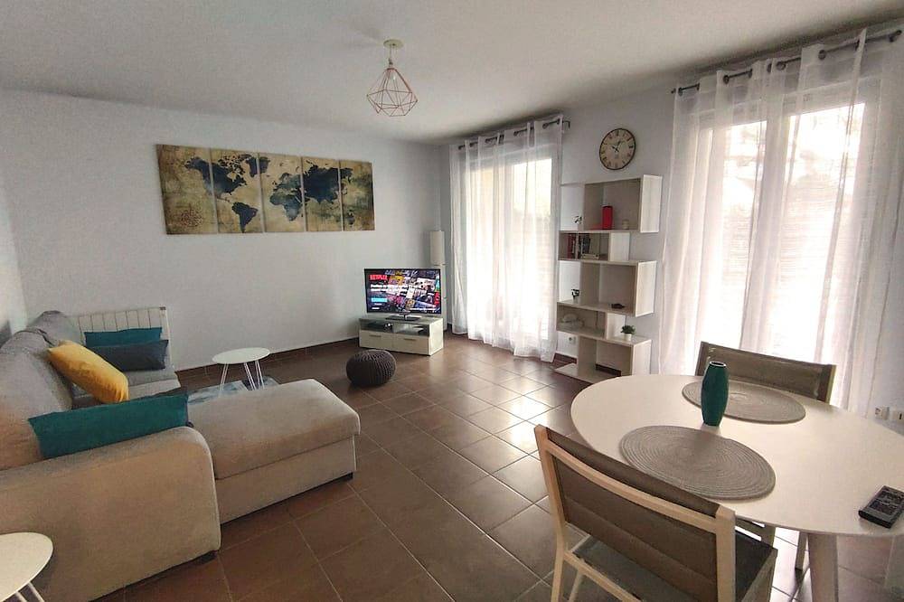 Appartement entier, Appartement Rez de Jardin - 41 m² - 1 Chambre in Mantes-la-Jolie, Yvelines