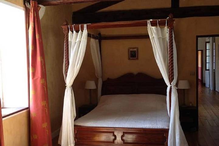 Location de vacances pour 12 personnes, avec jardin et terrasse à Althen-des-Paluds - 2