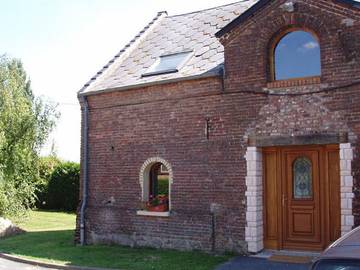 Gîte pour 6 personnes, avec jardin à Macquigny