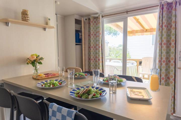 Bungalow für 5 Personen, mit Terrasse und Pool, kinderfreundlich in Saint-Georges-d'Oléron - 3