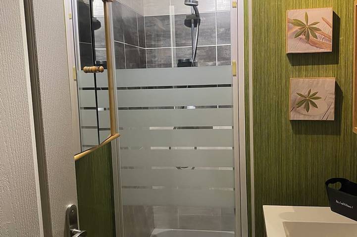 Location de vacances pour 2 personnes, avec jardin à Beaucouzé - 4