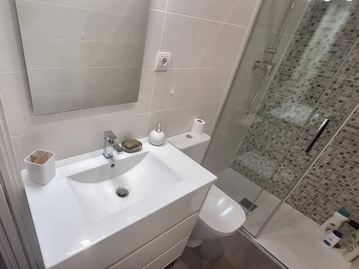 Chambre d’hôte pour 2 personnes, avec piscine ainsi que terrasse et vue à Sitges - 2