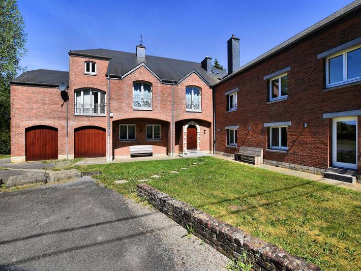 Location de vacances pour 28 personnes, avec jardin et sauna dans Grandhan