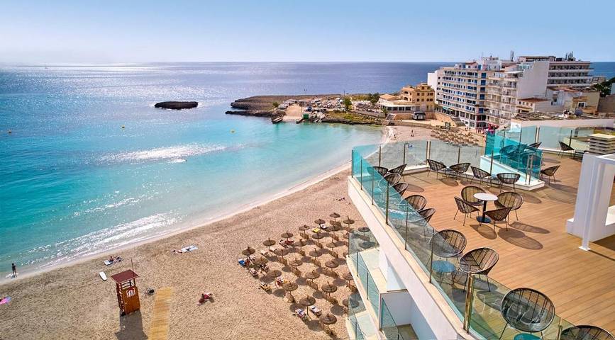 Apartamento para 2 personas, con piscina además de vistas y balcón en S'illot