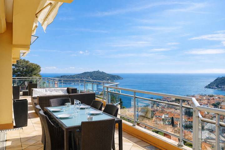 Vacation rental for 8 people, with pool and terrace in Villefranche-sur-Mer